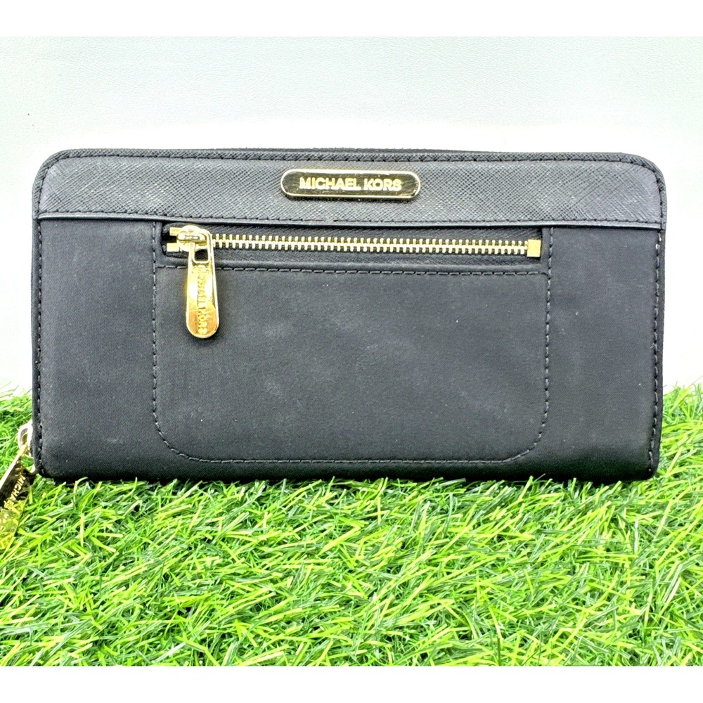 Michael Kors Colgate Zip Around Continental Wallet Black Gold Zipper Hardware